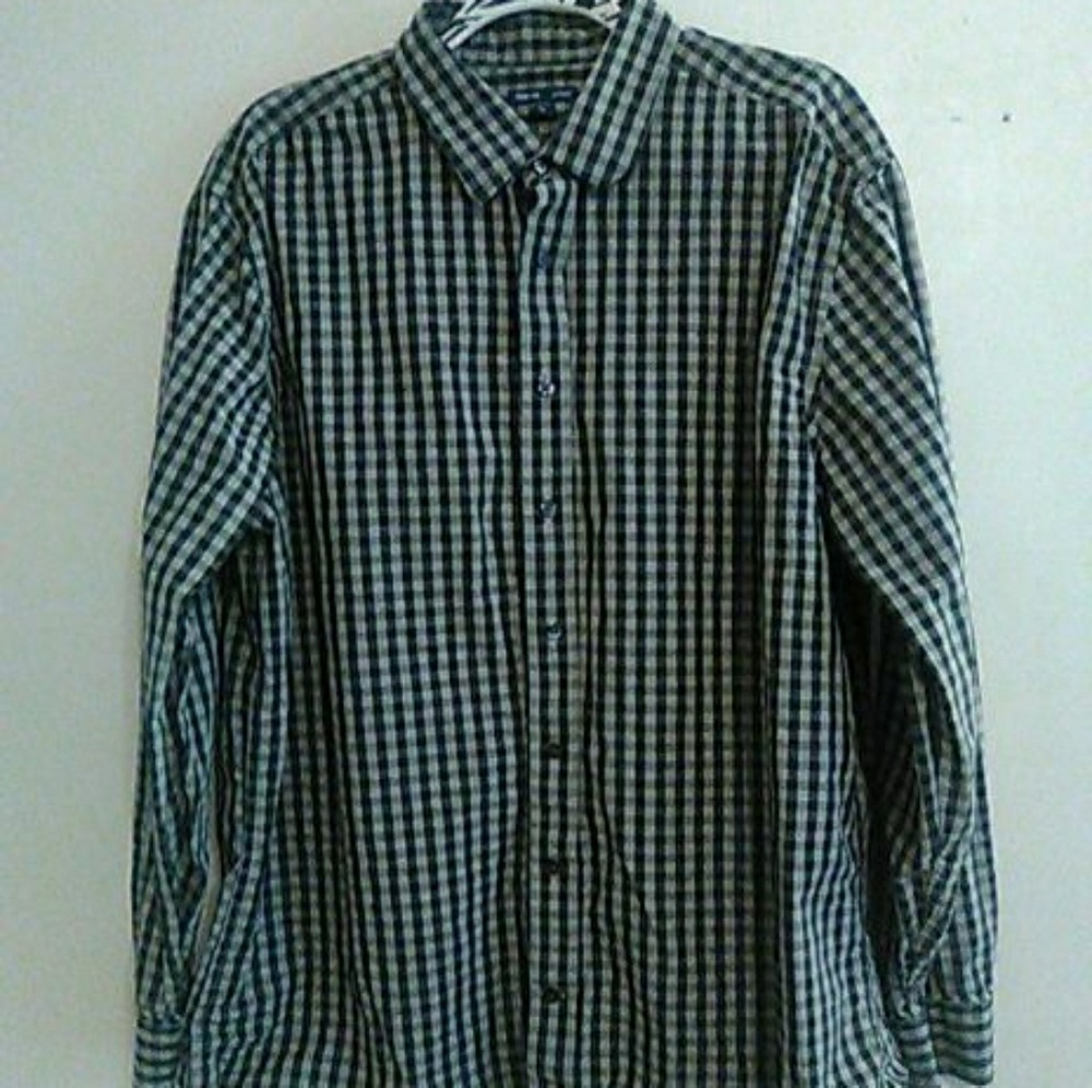 Gap Men's Long Sleeve Button Front Shirt Size XXL.
